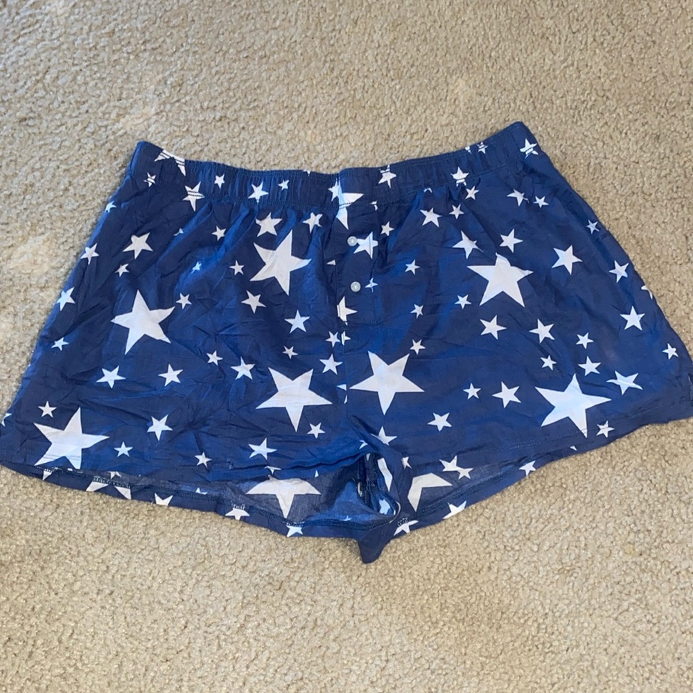 Pink vs sleepwear shorts size large